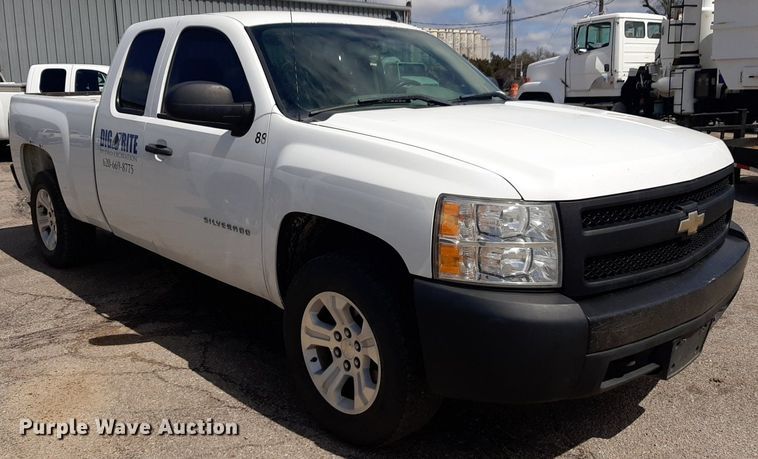 image for item DP2769 2012 Chevrolet  Silverado 1500 Ext. Cab pickup truck