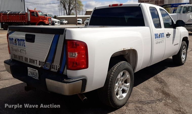 image for item DP2769 2012 Chevrolet  Silverado 1500 Ext. Cab pickup truck