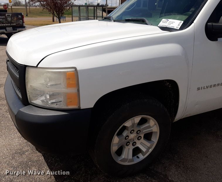 image for item DP2769 2012 Chevrolet  Silverado 1500 Ext. Cab pickup truck