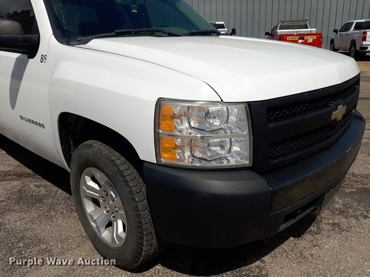 image for item DP2769 2012 Chevrolet  Silverado 1500 Ext. Cab pickup truck