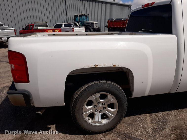 image for item DP2769 2012 Chevrolet  Silverado 1500 Ext. Cab pickup truck