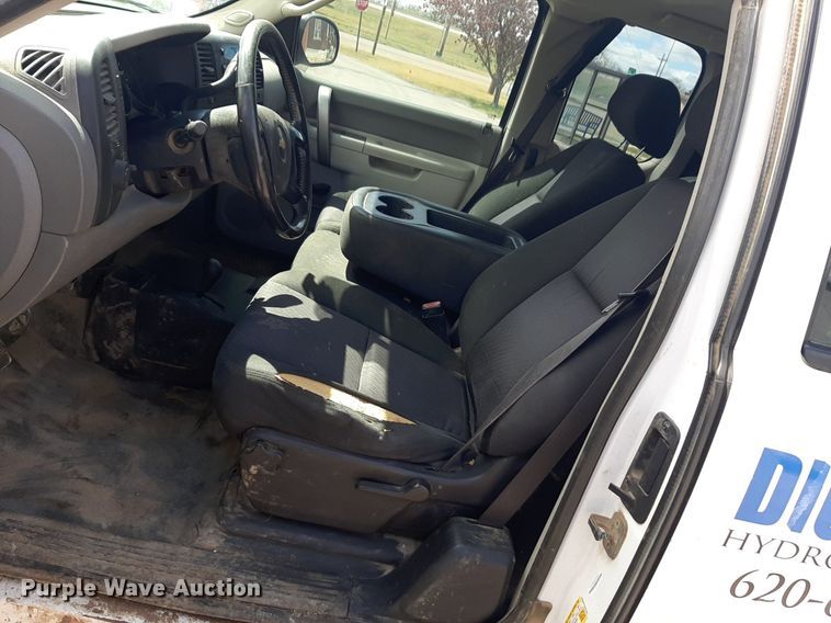 image for item DP2769 2012 Chevrolet  Silverado 1500 Ext. Cab pickup truck