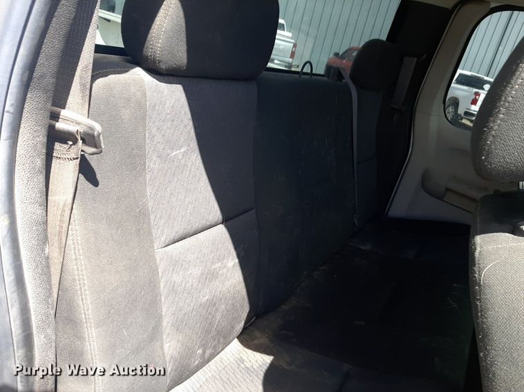 image for item DP2769 2012 Chevrolet  Silverado 1500 Ext. Cab pickup truck