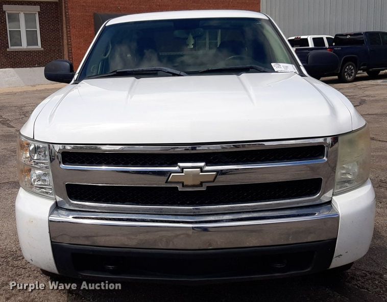 image for item DP2770 2008 Chevrolet  Silverado 1500 Ext. Cab pickup truck