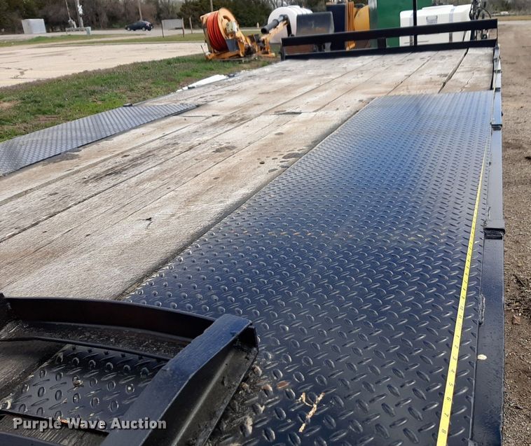 image for item DP2774 1995 Utility equipment trailer