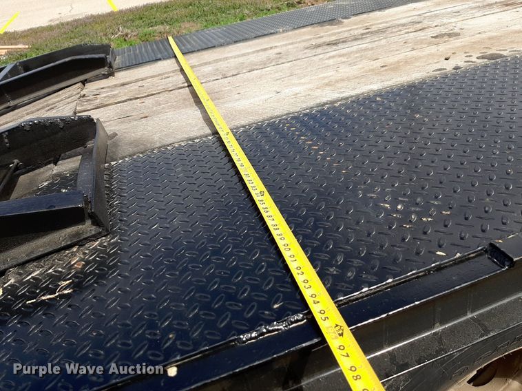 image for item DP2774 1995 Utility equipment trailer