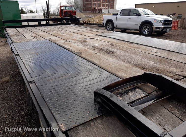 image for item DP2774 1995 Utility equipment trailer