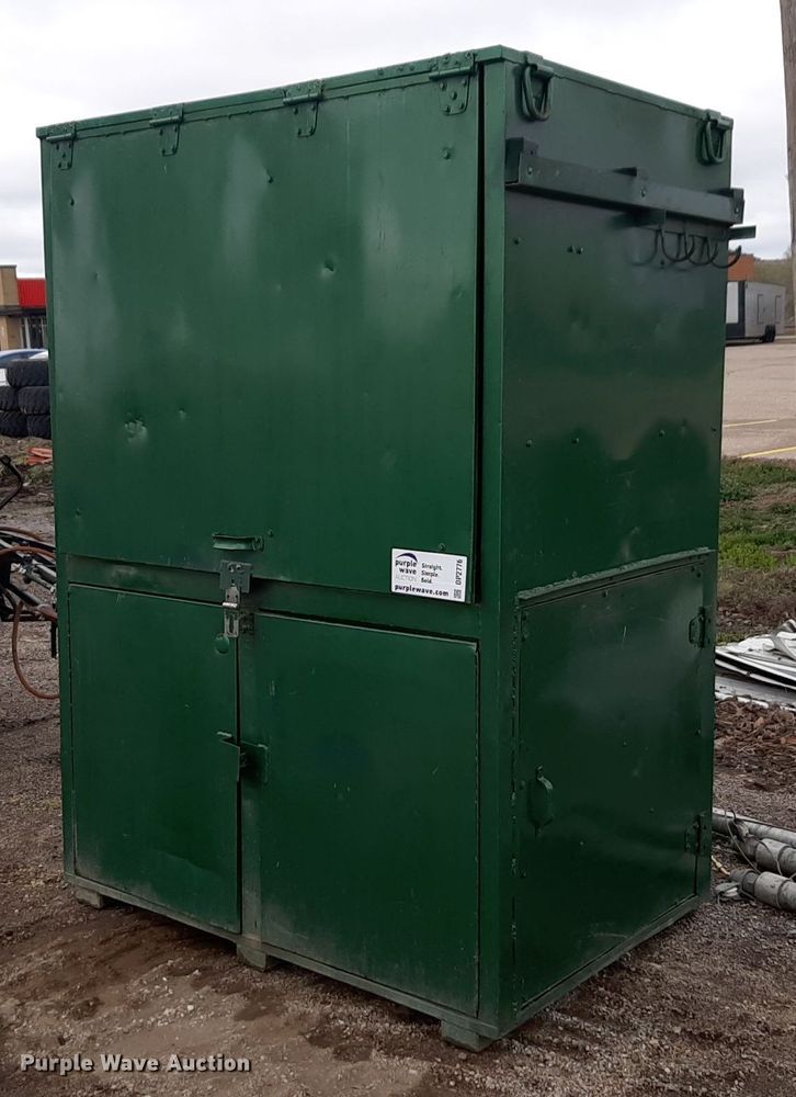 image for item DP2776 Metal cabinet