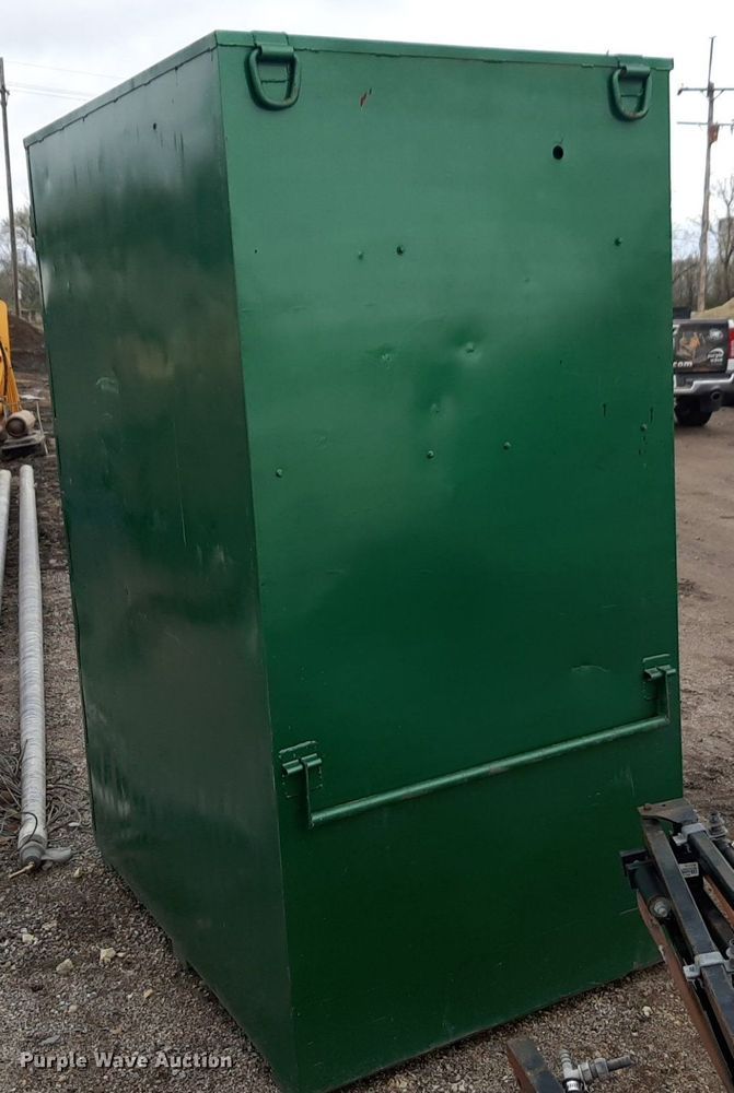 image for item DP2776 Metal cabinet