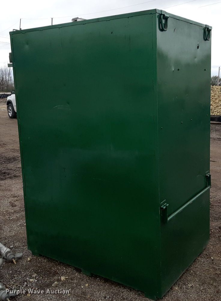 image for item DP2776 Metal cabinet