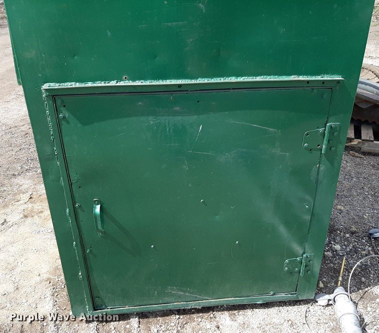 image for item DP2776 Metal cabinet