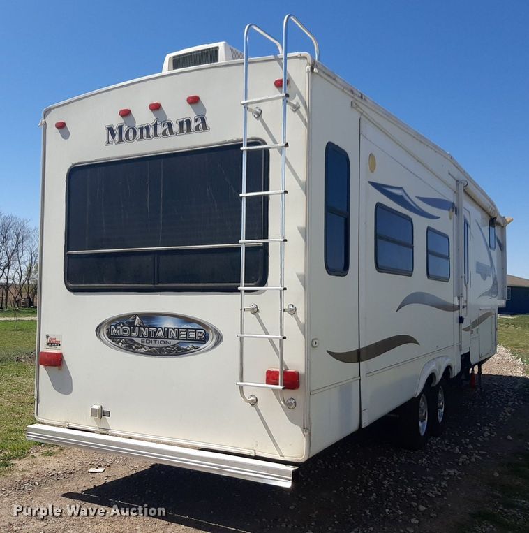 image for item DP2787 2010 Keystone Montana Mountaineer Edition camper