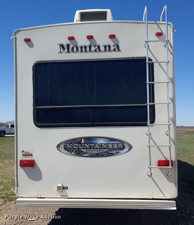 image for item DP2787 2010 Keystone Montana Mountaineer Edition camper