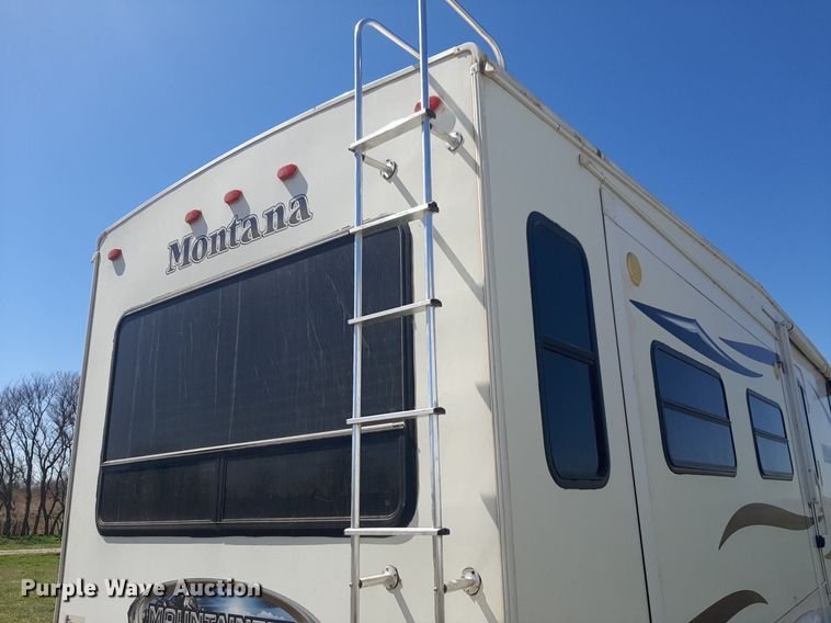 image for item DP2787 2010 Keystone Montana Mountaineer Edition camper