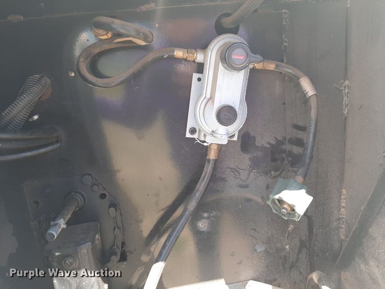 image for item DP2787 2010 Keystone Montana Mountaineer Edition camper