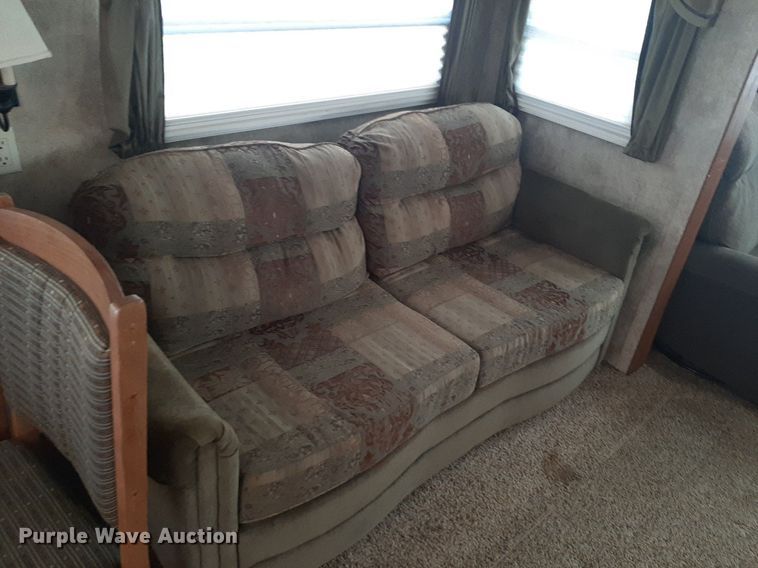 image for item DP2787 2010 Keystone Montana Mountaineer Edition camper