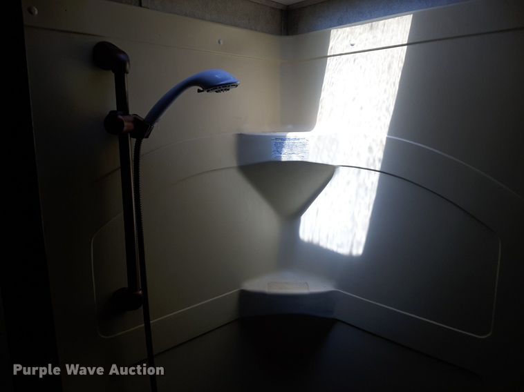 image for item DP2787 2010 Keystone Montana Mountaineer Edition camper