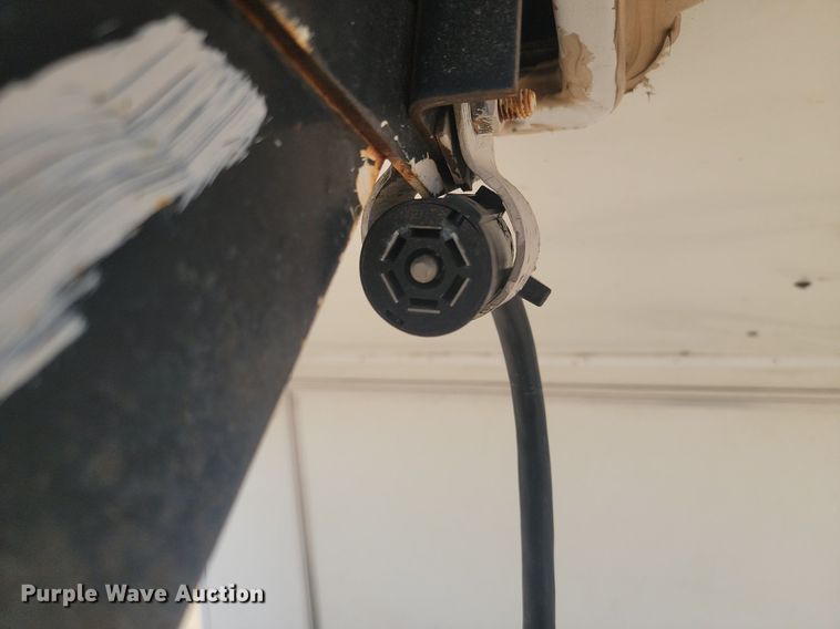 image for item DP3527 2000 Fleetwood RV Prowler camper