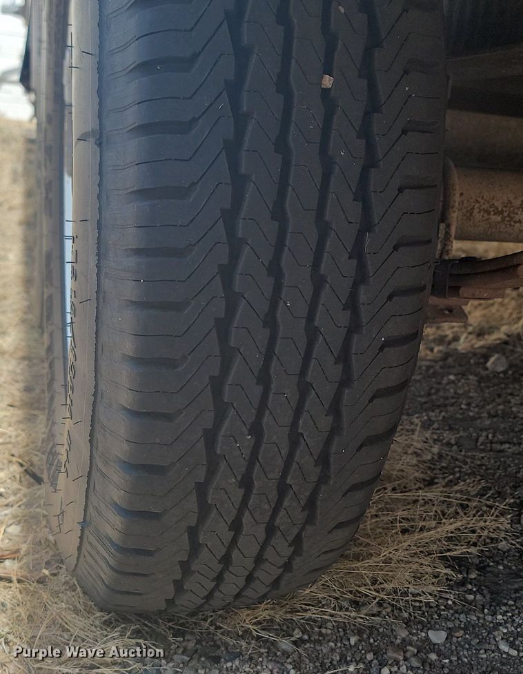 image for item DP3527 2000 Fleetwood RV Prowler camper