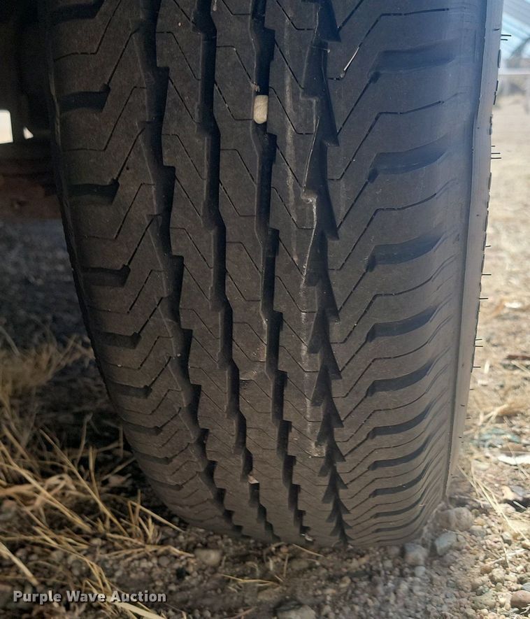 image for item DP3527 2000 Fleetwood RV Prowler camper