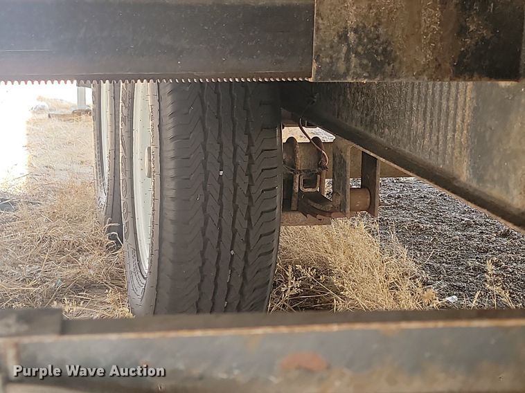 image for item DP3527 2000 Fleetwood RV Prowler camper