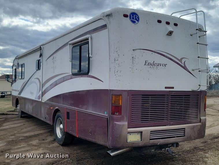 image for item DP5674 2000 Holiday Rambler Endeavor RV