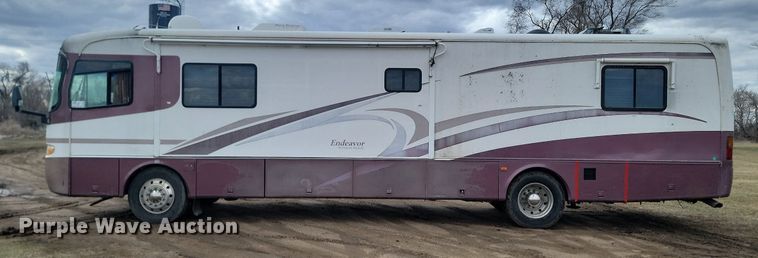 image for item DP5674 2000 Holiday Rambler Endeavor RV