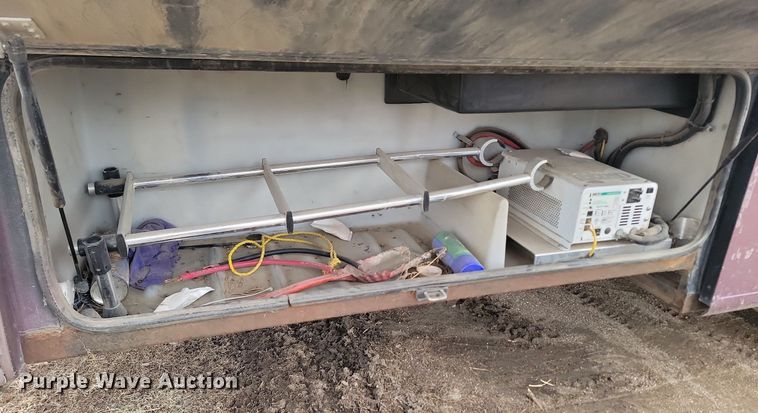 image for item DP5674 2000 Holiday Rambler Endeavor RV