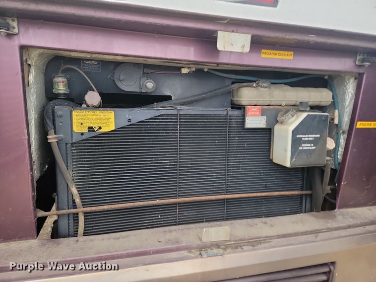 image for item DP5674 2000 Holiday Rambler Endeavor RV