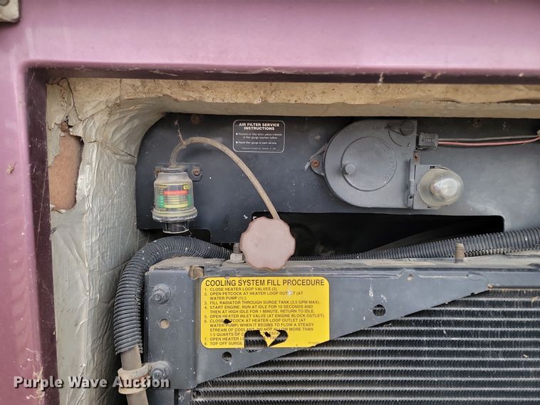 image for item DP5674 2000 Holiday Rambler Endeavor RV