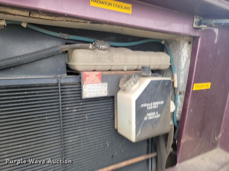 image for item DP5674 2000 Holiday Rambler Endeavor RV