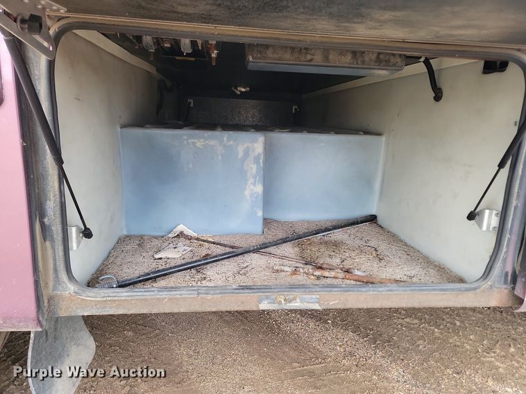 image for item DP5674 2000 Holiday Rambler Endeavor RV