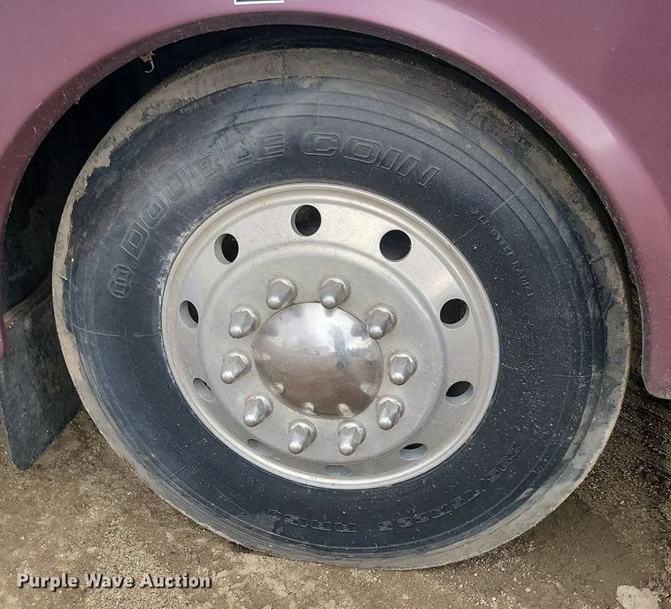 image for item DP5674 2000 Holiday Rambler Endeavor RV