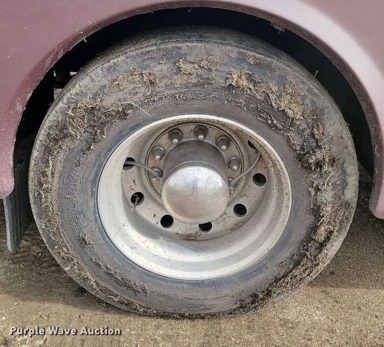 image for item DP5674 2000 Holiday Rambler Endeavor RV