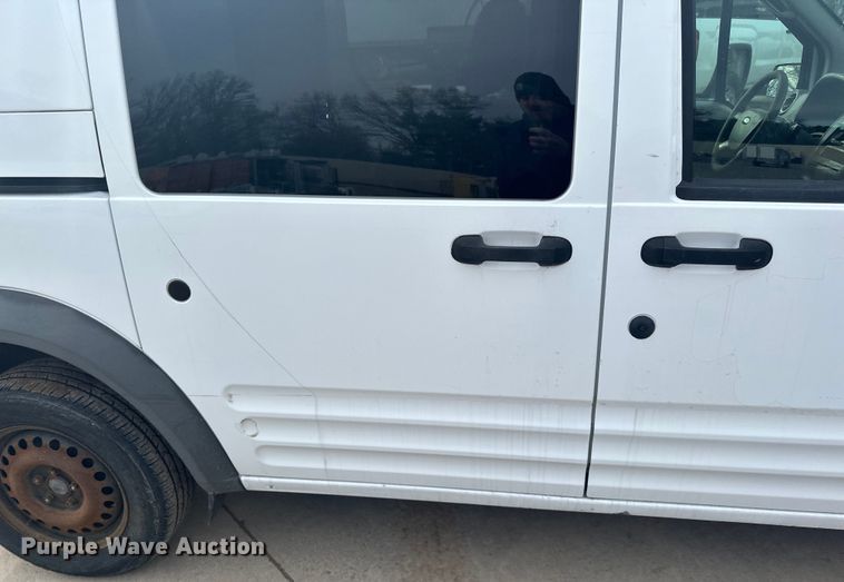 image for item DQ0693 2012 Ford  Transit Connect XLT van