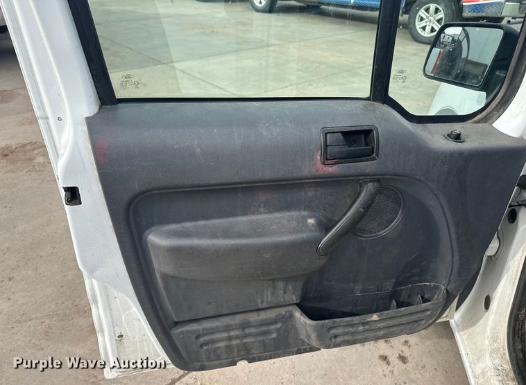 image for item DQ0693 2012 Ford  Transit Connect XLT van