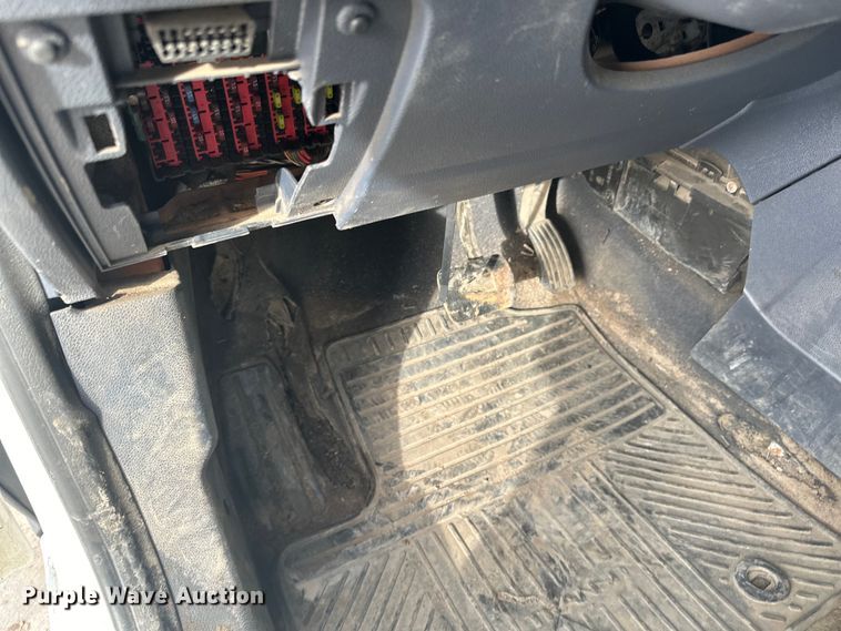 image for item DQ0693 2012 Ford  Transit Connect XLT van