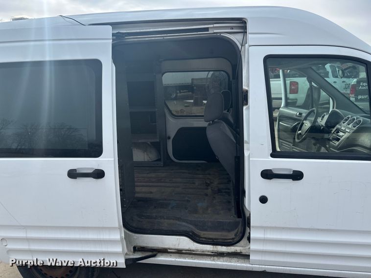 image for item DQ0693 2012 Ford  Transit Connect XLT van