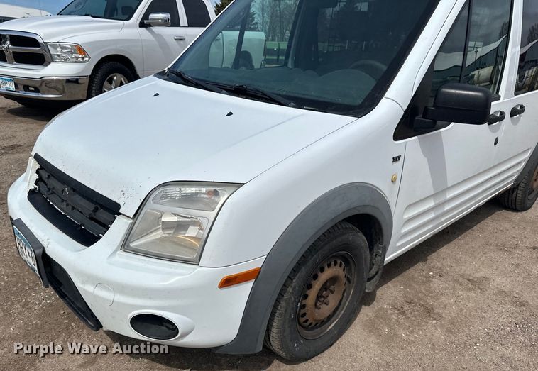 image for item DQ0694 2013 Ford  Transit Connect XLT van