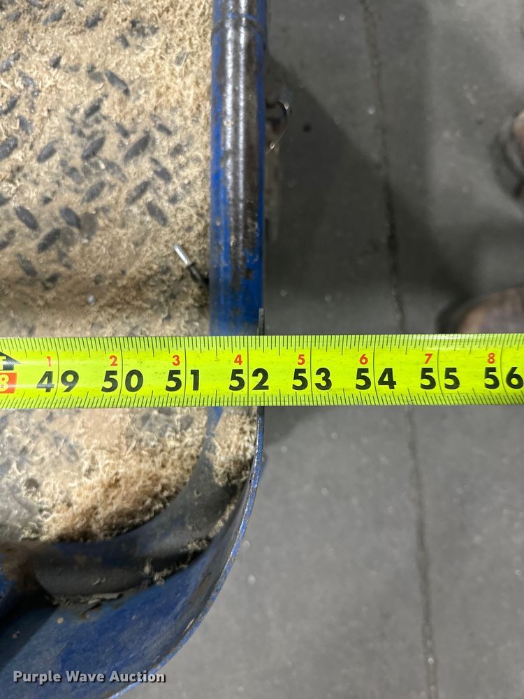 image for item DQ0740 Upright  TM12 vertical lift