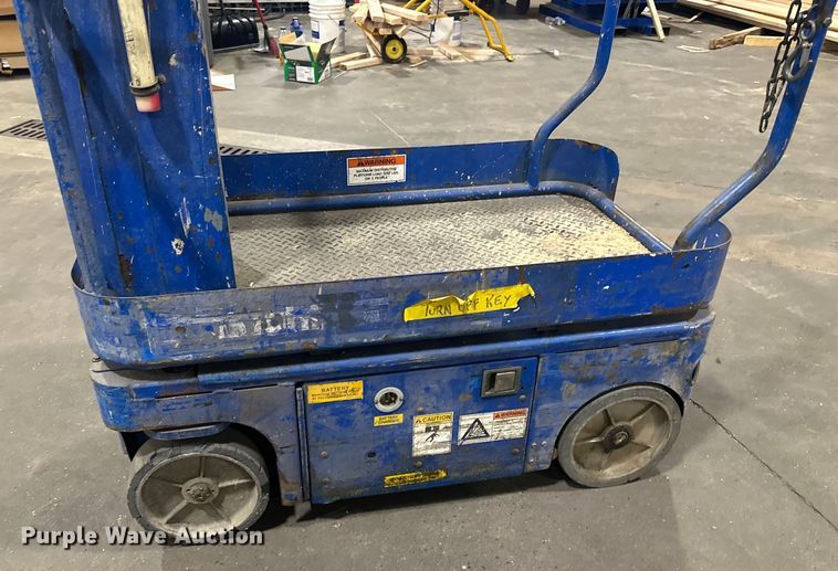 image for item DQ0740 Upright  TM12 vertical lift