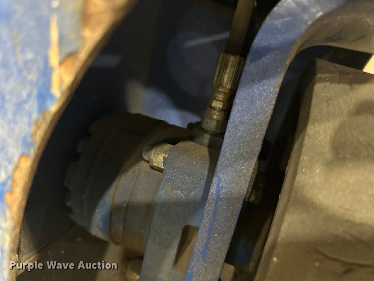 image for item DQ0740 Upright  TM12 vertical lift