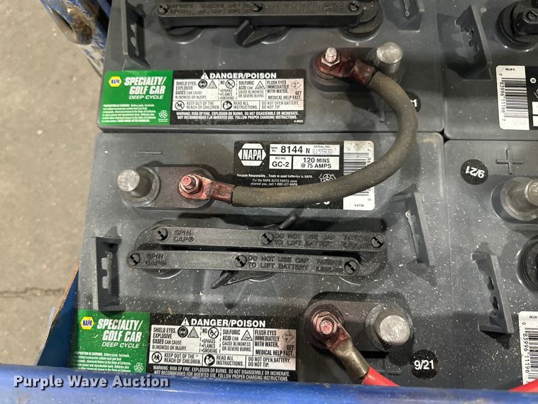 image for item DQ0740 Upright  TM12 vertical lift