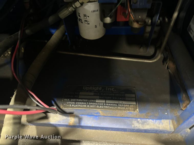 image for item DQ0740 Upright  TM12 vertical lift