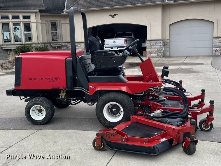 image for item DQ0742 Toro  4100D lawn mower