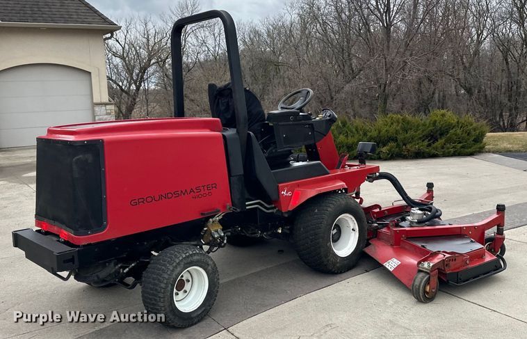 image for item DQ0742 Toro  4100D lawn mower