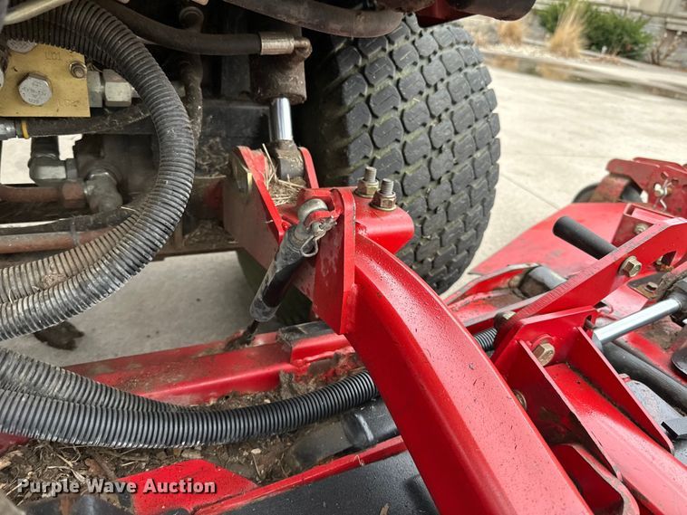 image for item DQ0742 Toro  4100D lawn mower