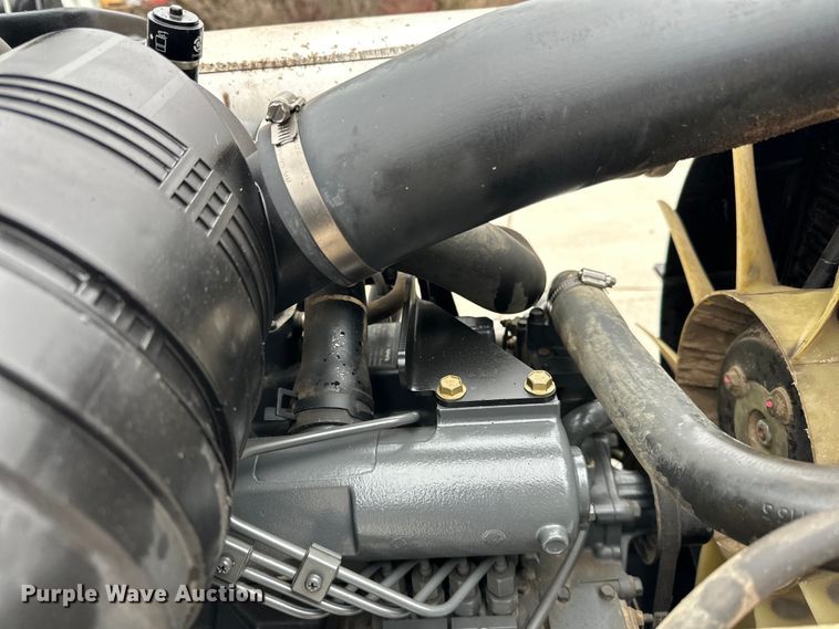 image for item DQ0742 Toro  4100D lawn mower