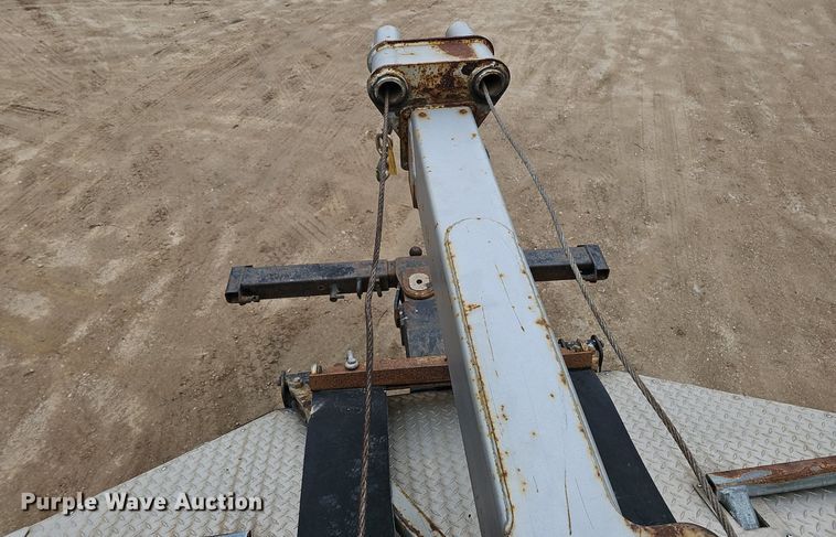 image for item DQ8671 2003 Ford F550 Super Duty XLT tow truck