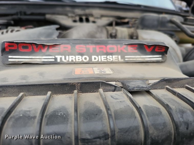 image for item DQ8671 2003 Ford F550 Super Duty XLT tow truck